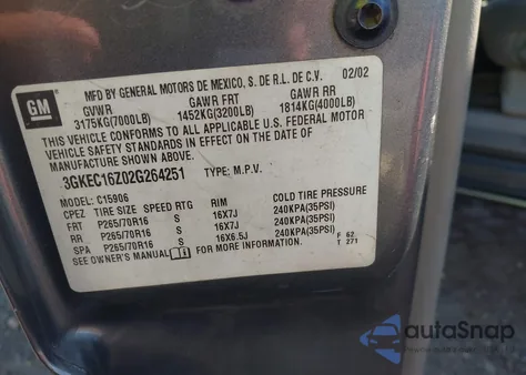 2002 GMC Yukon Xl 1500 Sle из США, поврежденный, VIN 3GKEC16Z02G264251